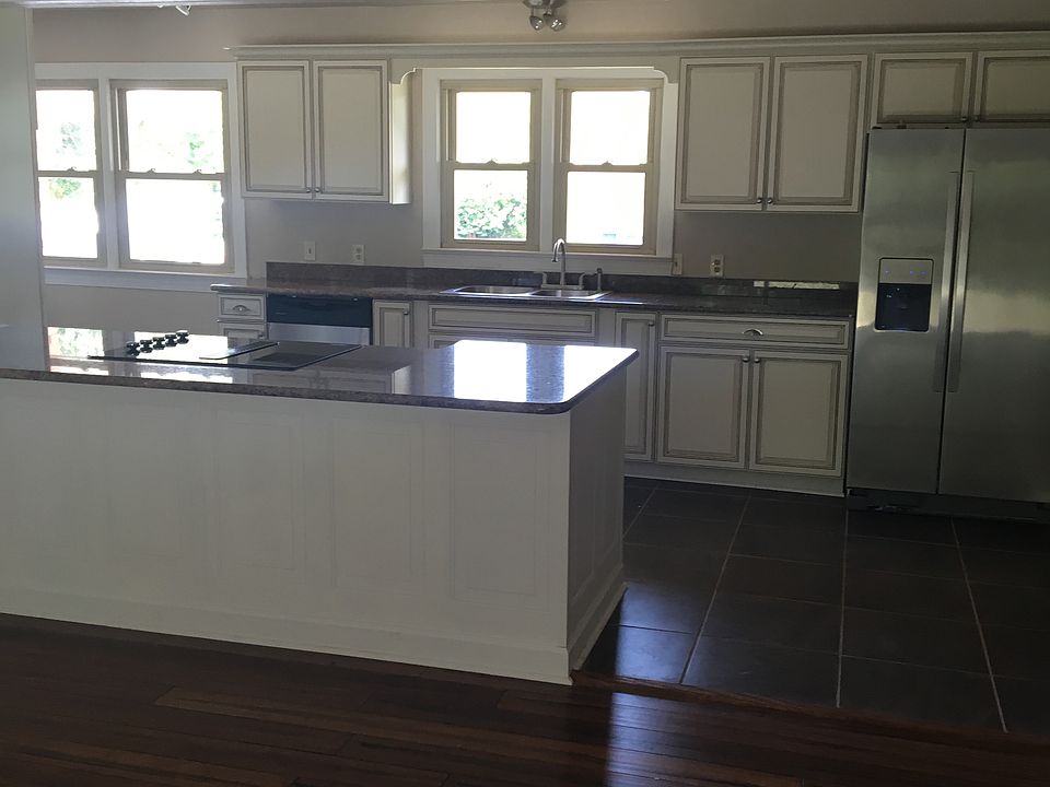 2nd image of 101 Southampton Rd