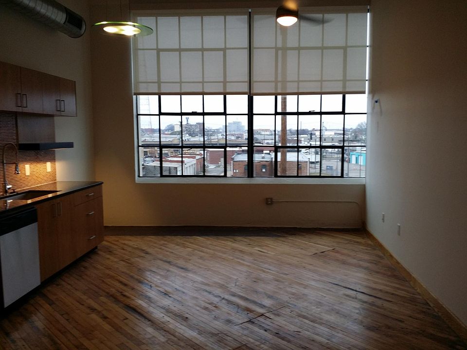1st image of 900 Terminal Pl APT 219