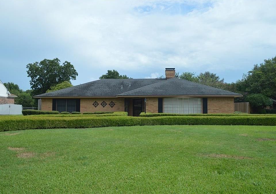 1st image of 11006 Strayhorn Dr
