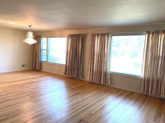 3rd image of 7615 Keeler Ave