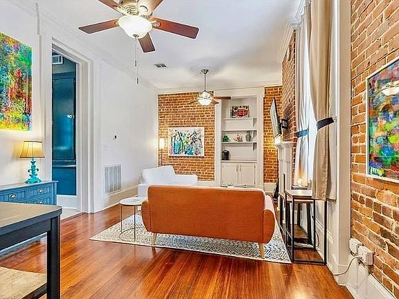 3rd image of 2026 Prytania St APT B