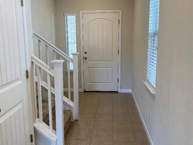 3636 Landmark Cir — Photo 10