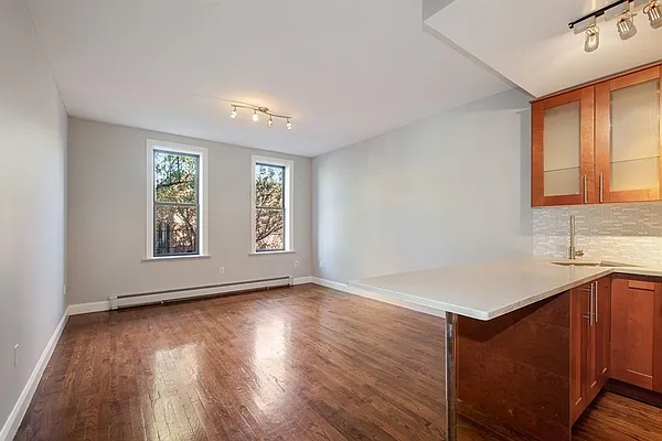 Rented by Citi Habitats | media 7