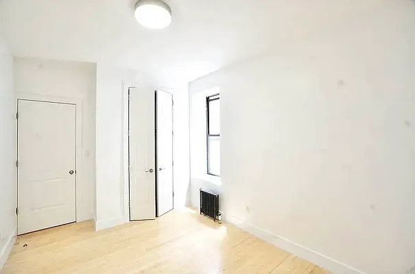 Rented by BRICK & GALO REALTY CORP | media 7