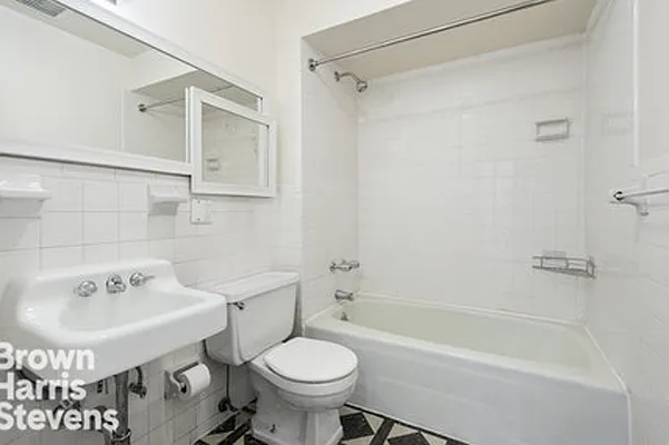 Rented by Brown Harris Stevens | media 9