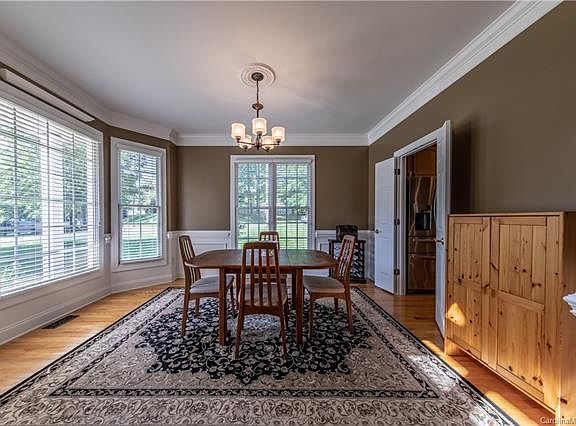 4th image of 6224 Tuskan Dr