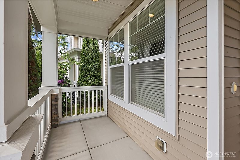 2nd image of 2729 85th Avenue NE