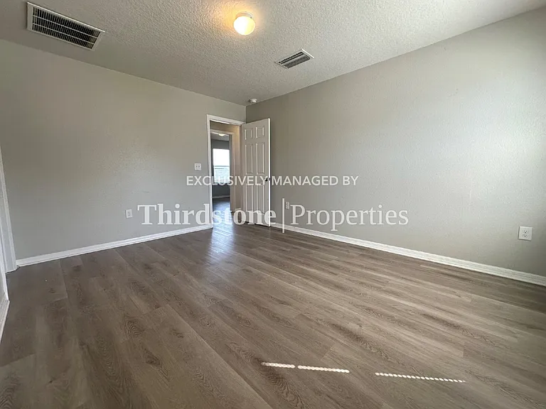 1373 Tan Tara Trl — Photo 11