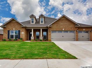 11 Youpon Dr, Huntsville, AL 35824