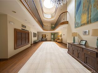 6242 Riviera Cir, Long Beach, CA 90815