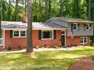 1902 N Pearl St, Fayetteville, NC 28303