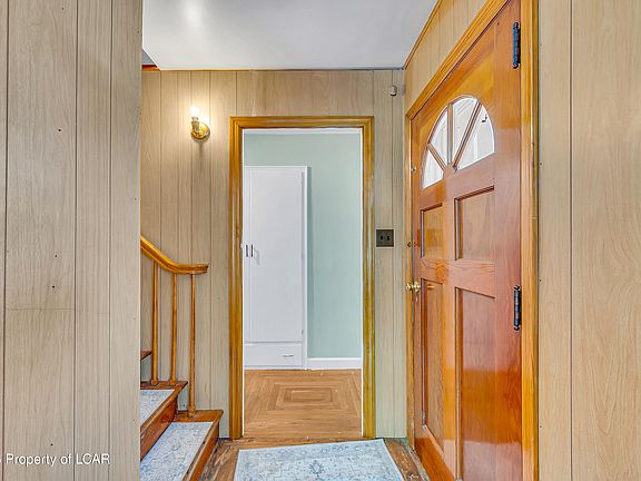 4th image of 418 Allegheny St
