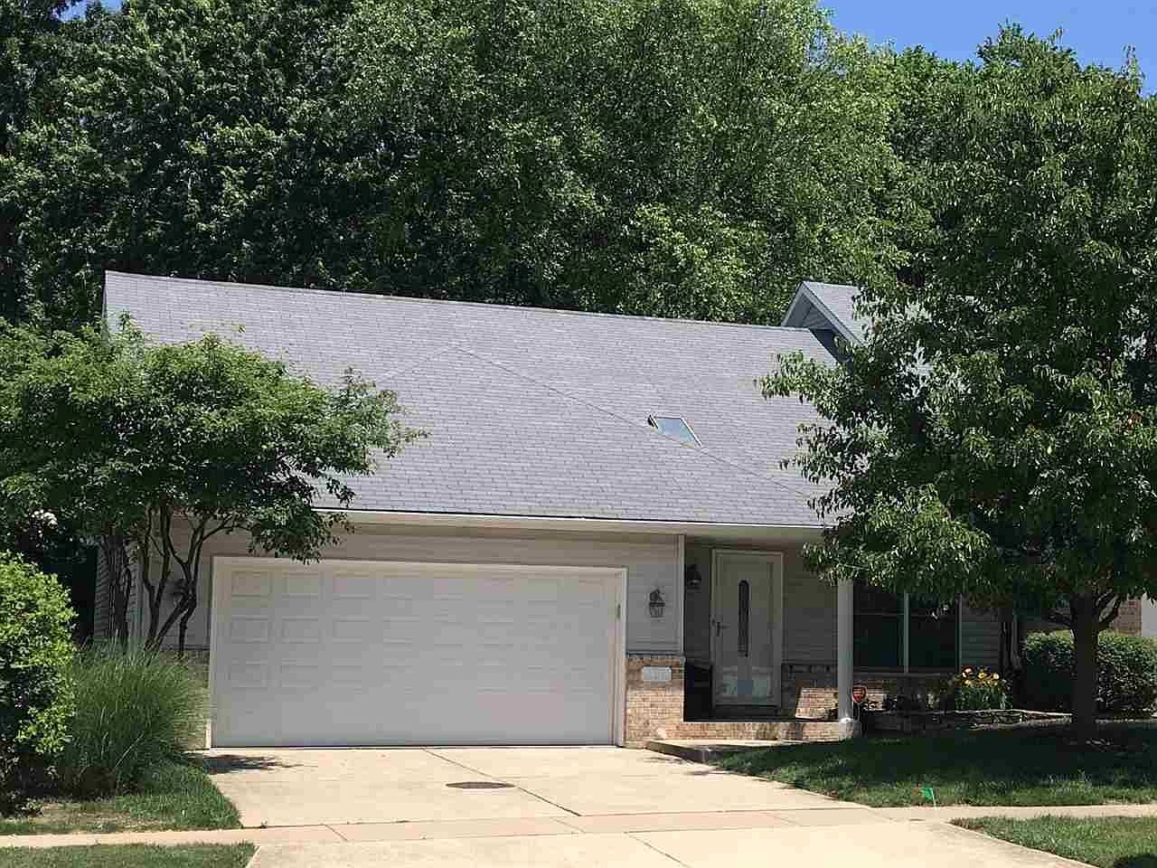 2523 Chapel Hill Rd, Springfield, IL 62702 | Zillow