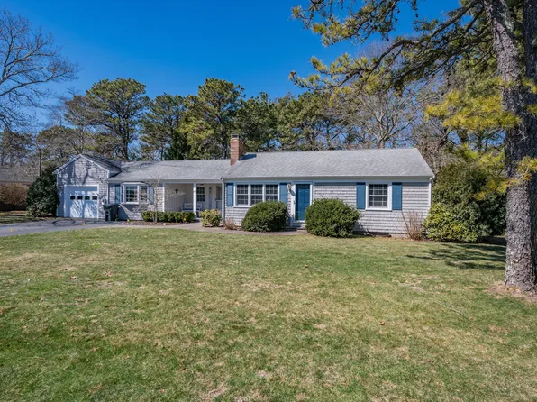 43 Hemeon Drive, West Yarmouth, MA 02673