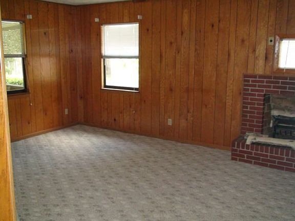 5th image of 6417 Cobalt Ave N