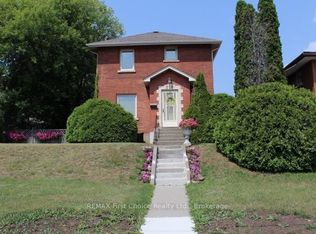 310 Algoma St N, Thunder Bay, ON P7A5A9
