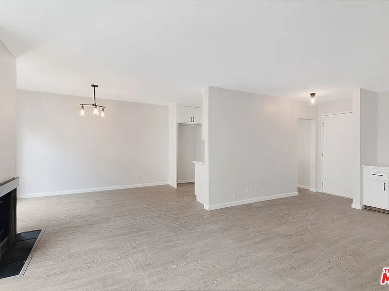 1750 Camino Palmero St #538 — Photo 6