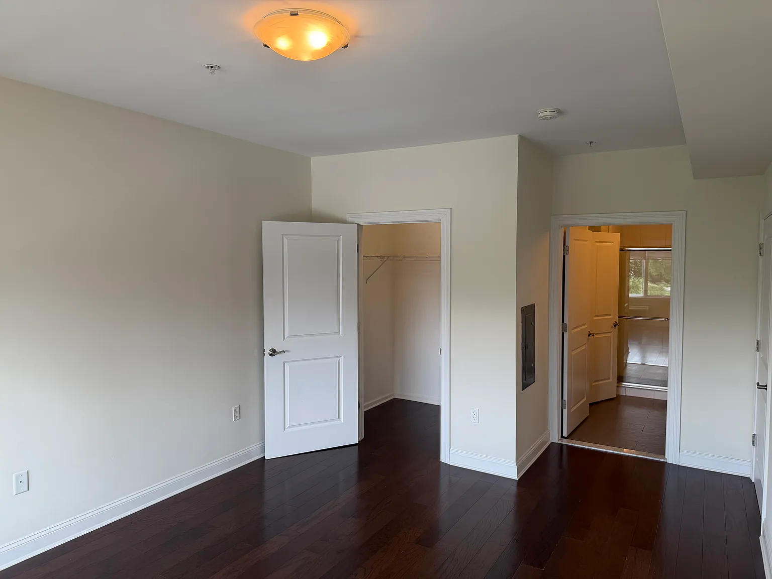 2 bed, $3,495 — Photo 4