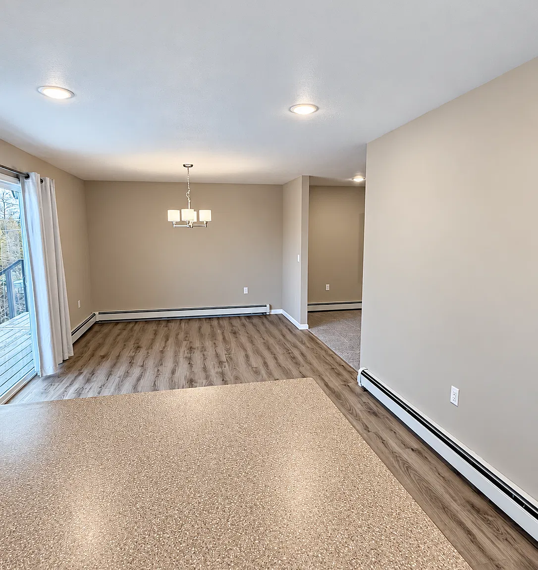 5 bed, 3.0 bath, 2781 sqft, $3,300 — Photo 4