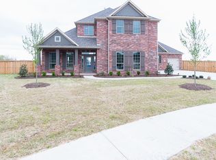 2600 W Amour Dr, Rogers, AR 72758