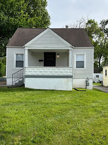 332 Inverness Ave Photo 1