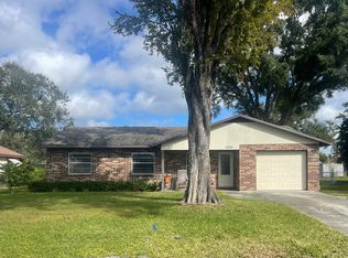 2205 Country Loop S, Lakeland, FL 33811