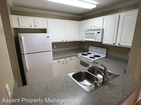 4th image of 3520 Lebon Dr Unit 5313