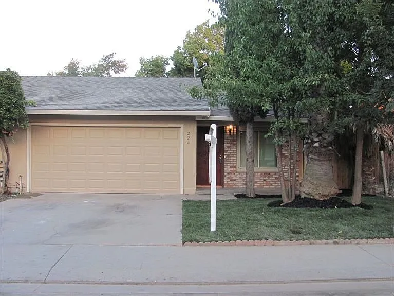 224 Carmillita Way photo 1