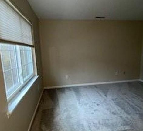 5th image of 14 South St Unit 18