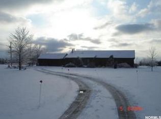 19530 Whitehead Rd, Wellington, OH 44090