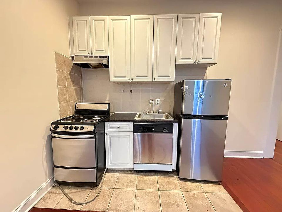 1st image of 251 W 81st St #1U
