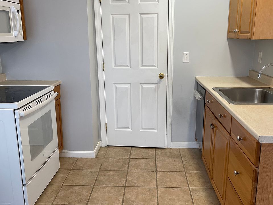 Kitchen with brand new dishwasher