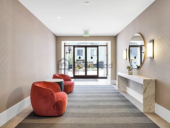 4th image of 150 Lombard St #506
