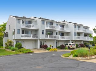 1 Navesink Ct, Long Branch, NJ 07740