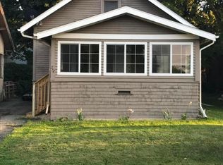 712 Lane Blvd, Kalamazoo, MI 49001