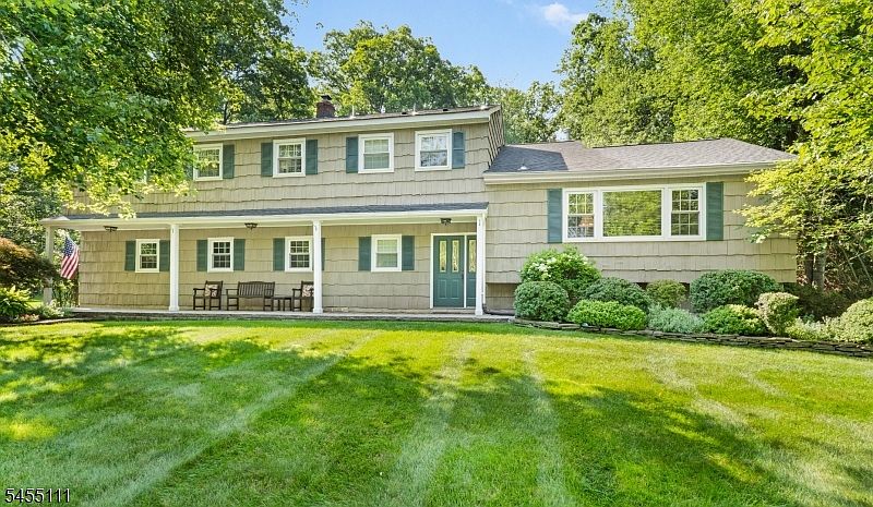 1st image of 50 Meadowbrook Rd