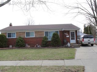 29230 Moulin Ave, Warren, MI 48088