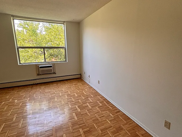 431 Daly Ave #203 — Photo 7