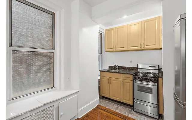 Rented by Douglas Elliman | media 3