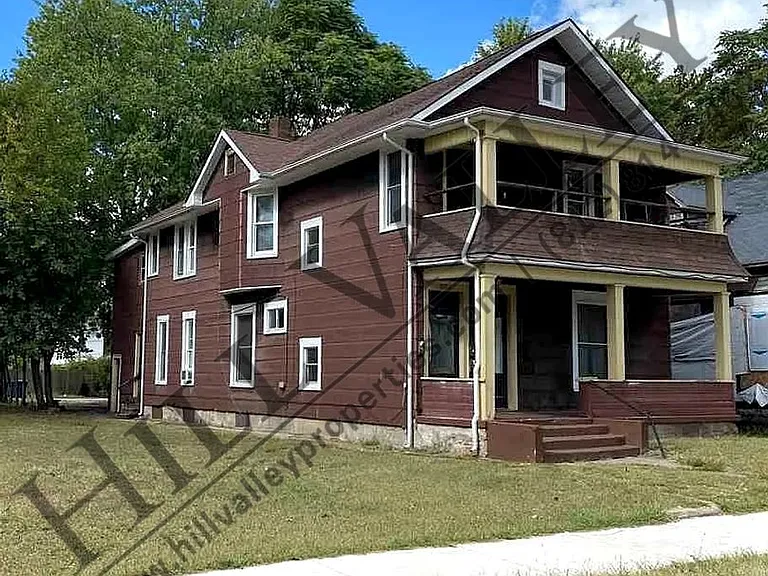 1032 N 9th St — Photo 1