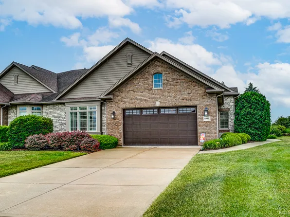8999 Holland Harbor Cir, Frankfort, IL 60423