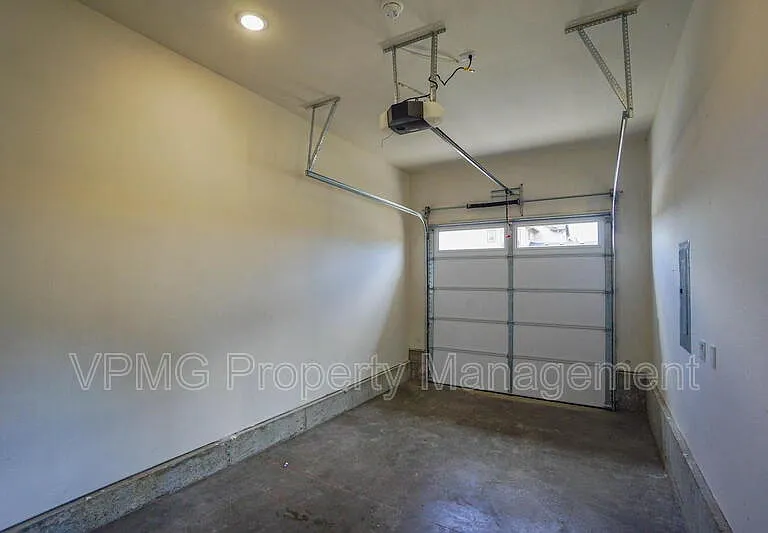 2347 E Otter Loop #A — Photo 23