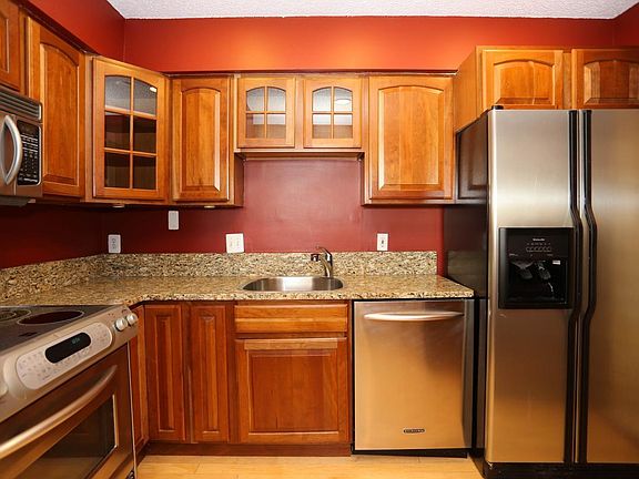 4th image of 3800 Fairfax Dr APT 1803