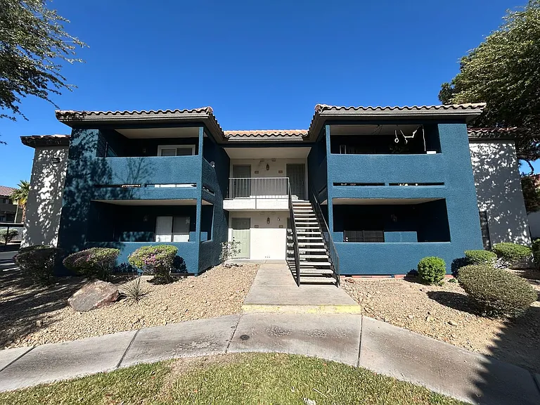 3135 S Mojave Rd #156 — Photo 2