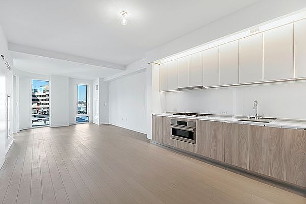 1st image of 572 11th Ave APT 10E