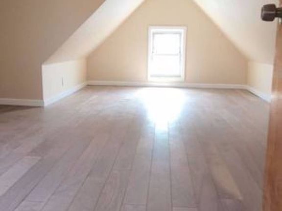 3rd image of 11543 155th St #2