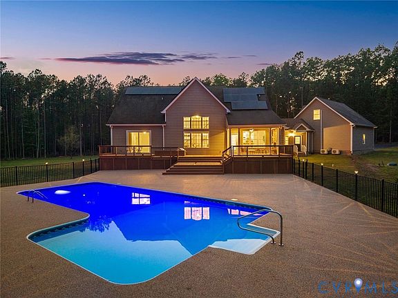 3rd image of 13140 Greenwood Creek Dr