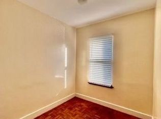 61-53 56th Rd FLOOR 2, Maspeth, NY 11378