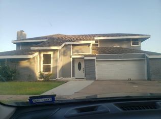 10407 Tennis Ct, Houston, TX 77099