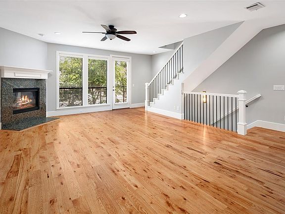 5th image of 2606 Shelby Ave APT 205